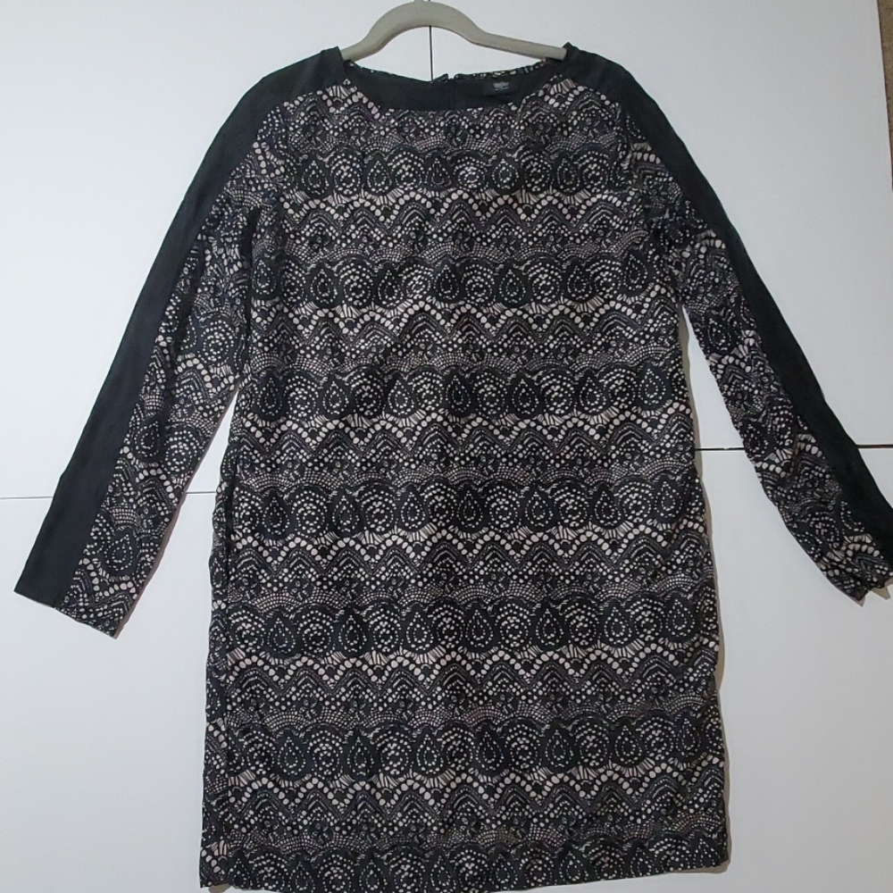 Black printed women's dress